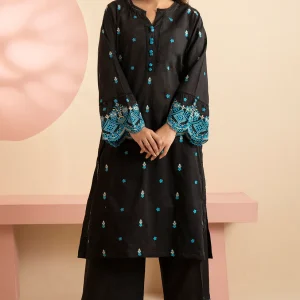 Tail-Cut Trendy Kurti